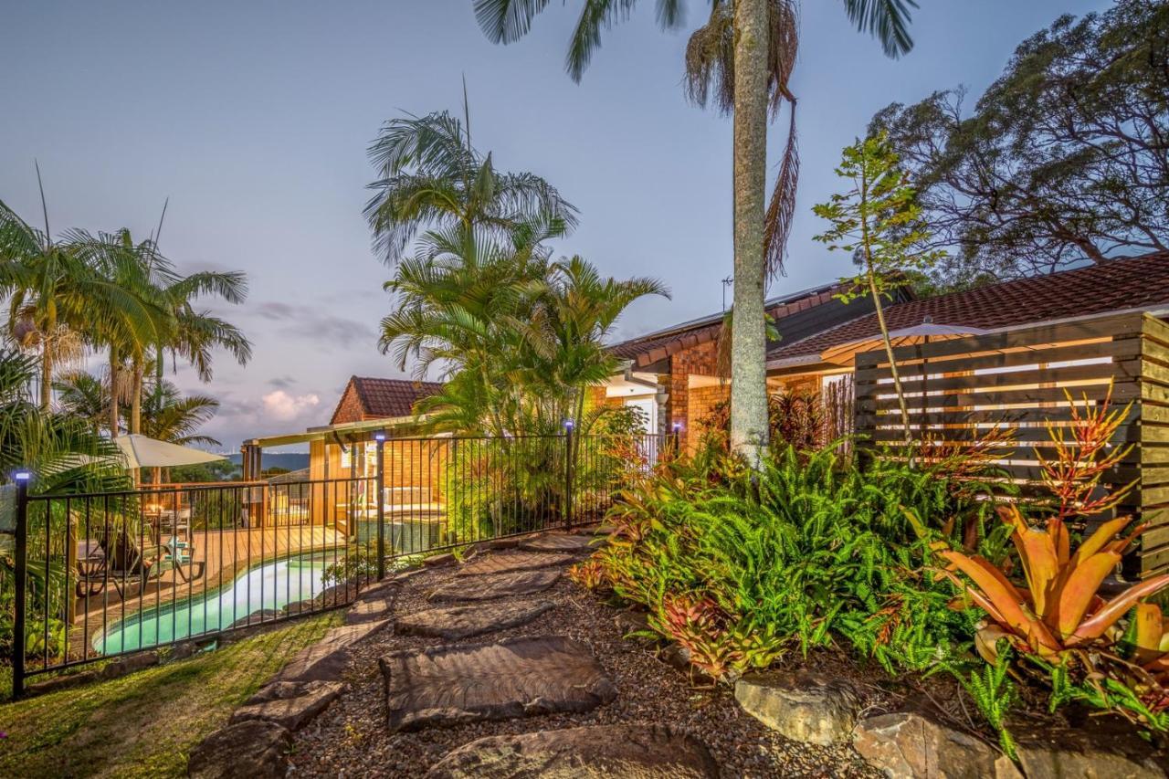The Hillside Retreat Hotel Tamborine Mountain Exterior photo