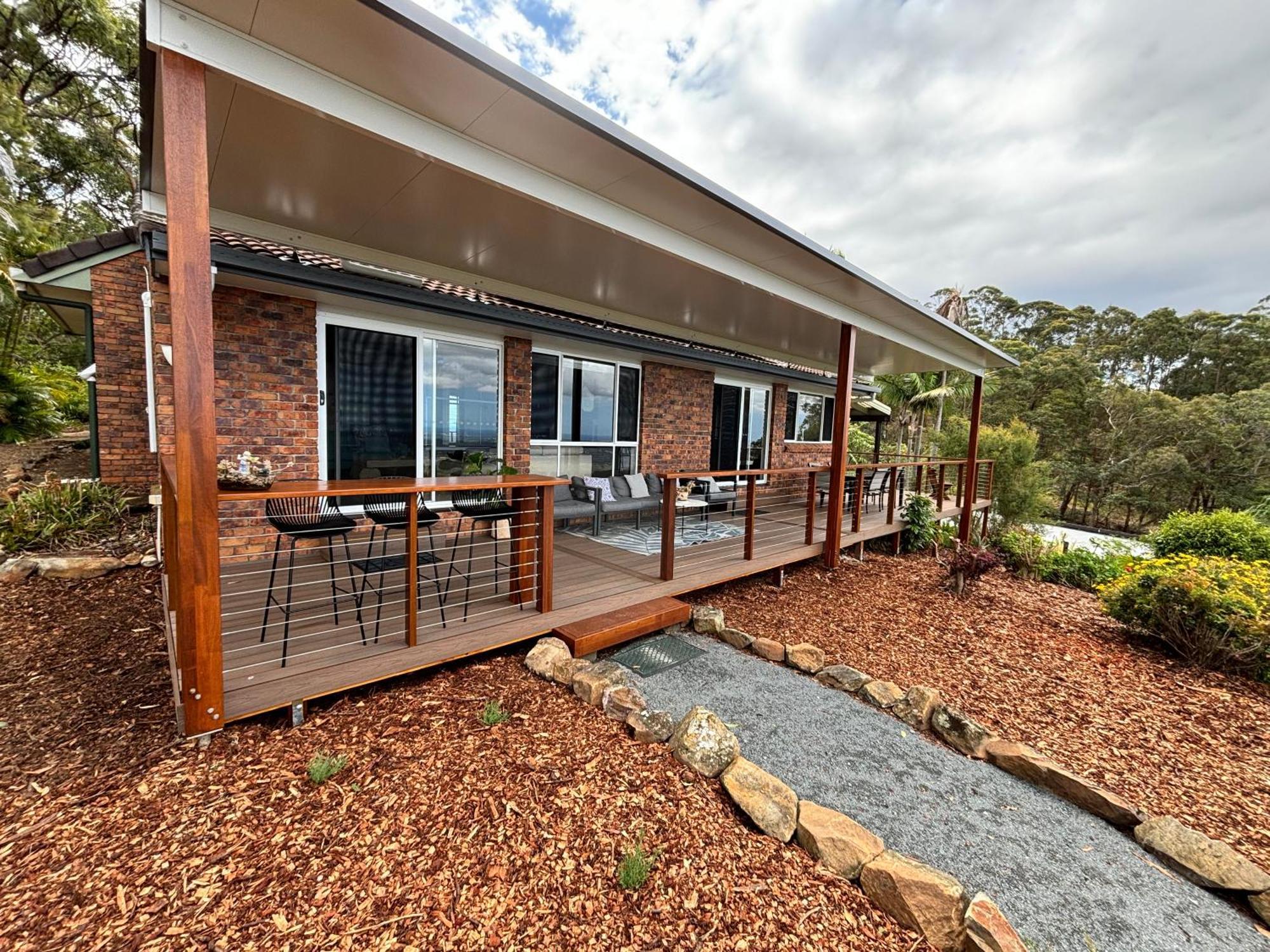 The Hillside Retreat Hotel Tamborine Mountain Exterior photo